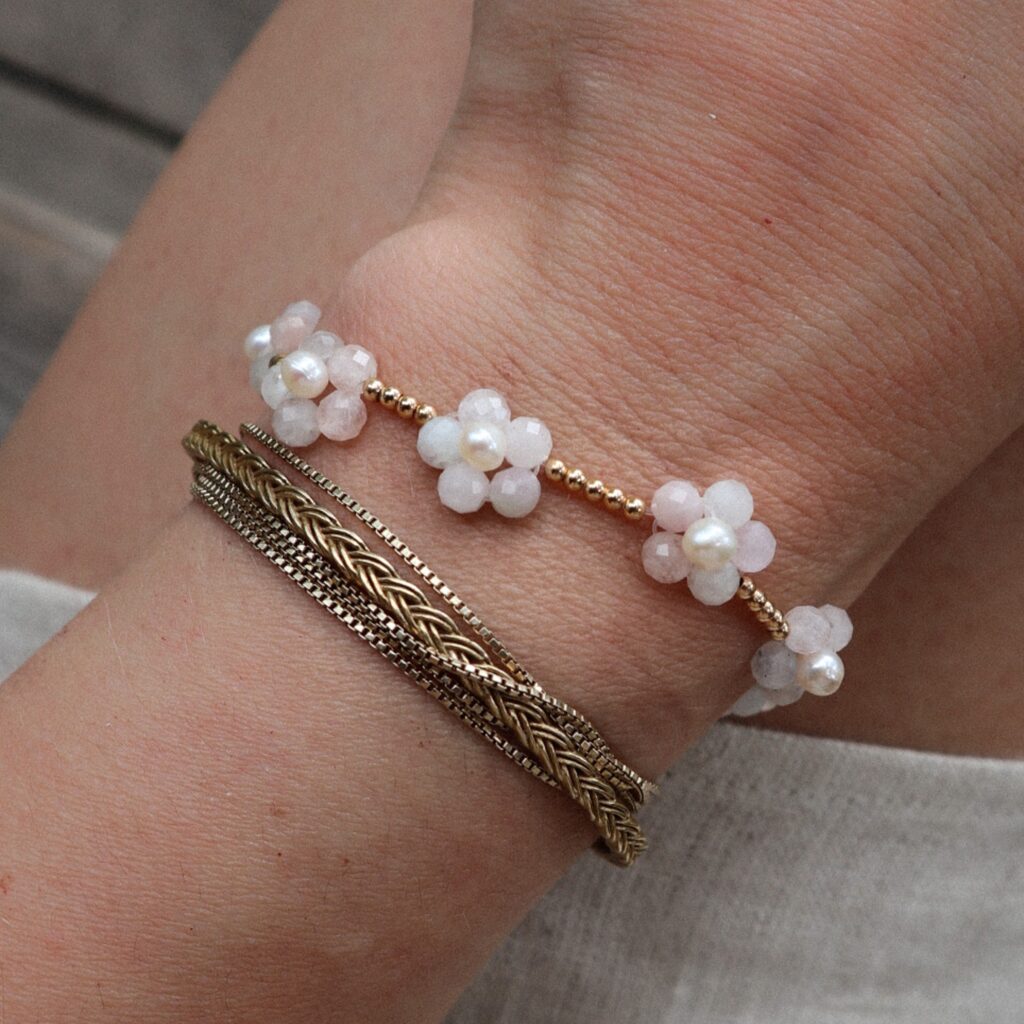 Kunzite and Pearl beaded flower bracelet